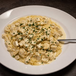Lunch Alfredo Pasta